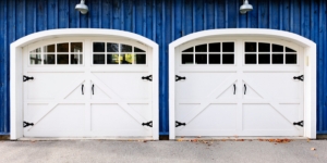 carriage garage door style