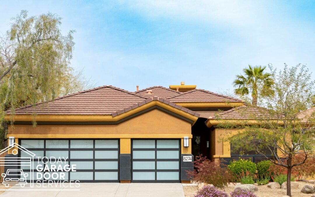 New Construction in Phoenix: A Guide to Choosing the Ideal Garage Door